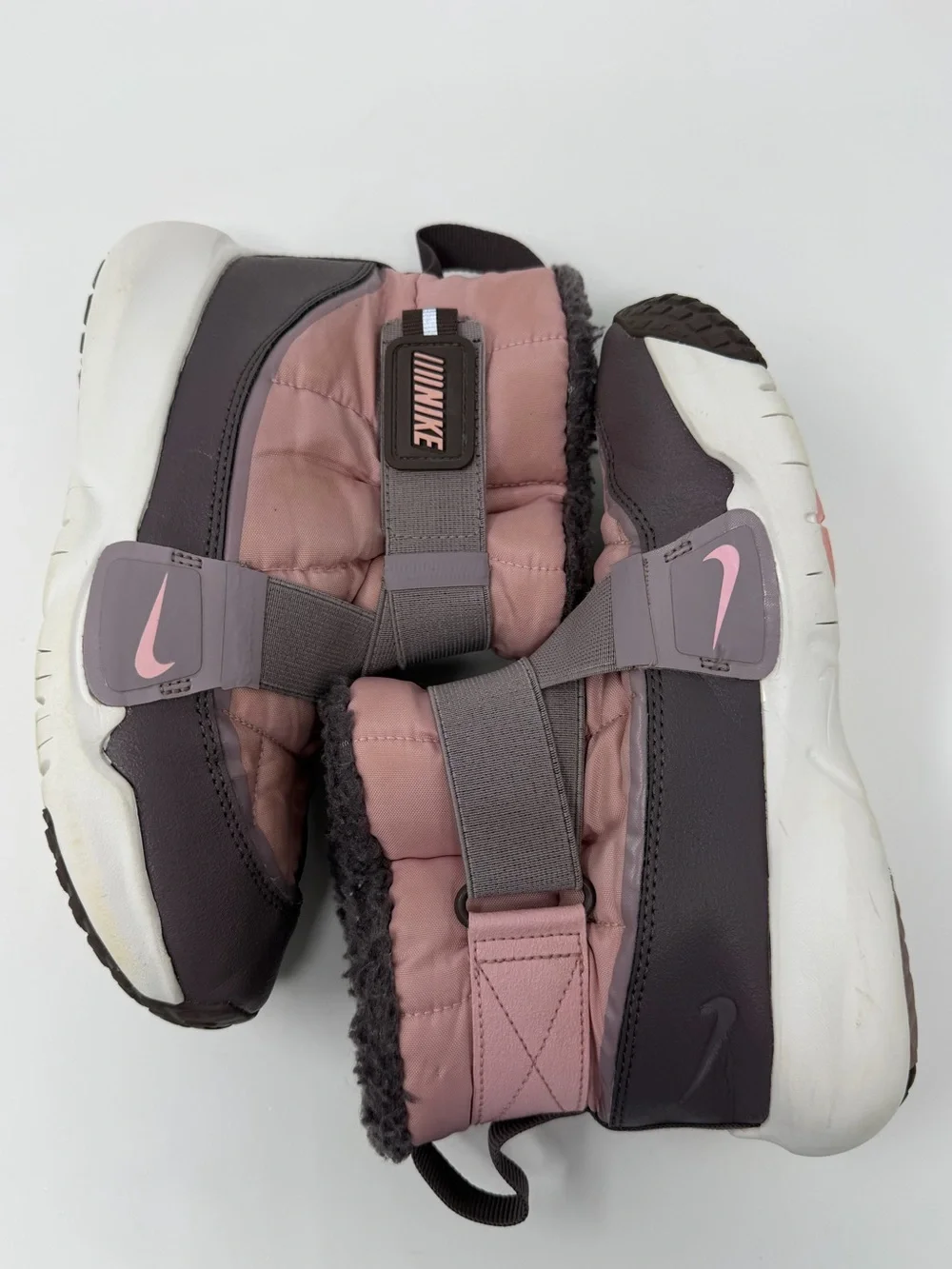 Nike Kids Pink and Gray Cold-Weather Boots sz.2y